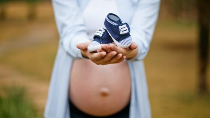 1643260066_Does-Peeing-After-Sex-Prevent-Pregnancy-What-to-Know-About.jpg