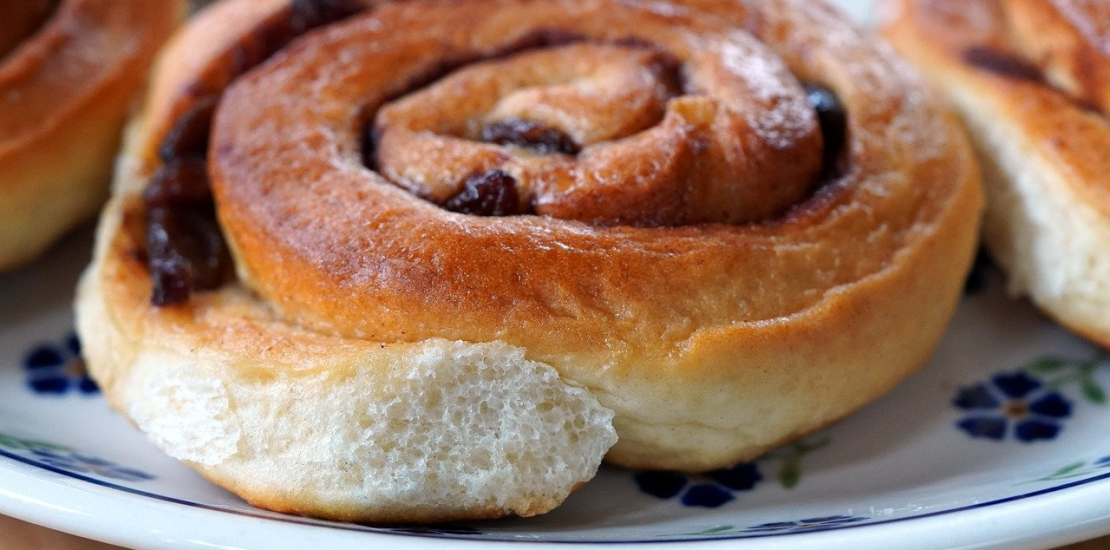 Deliciously Easy: How to Make Perfectly Air Fryer Cinnamon Rolls!