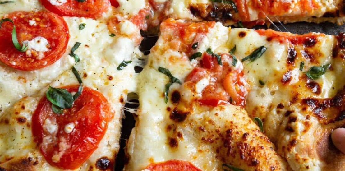 Air fryer Cheese Margherita Pizza