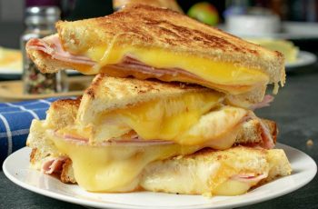 AIR FRYER GRILLED HAM AND CHEESE