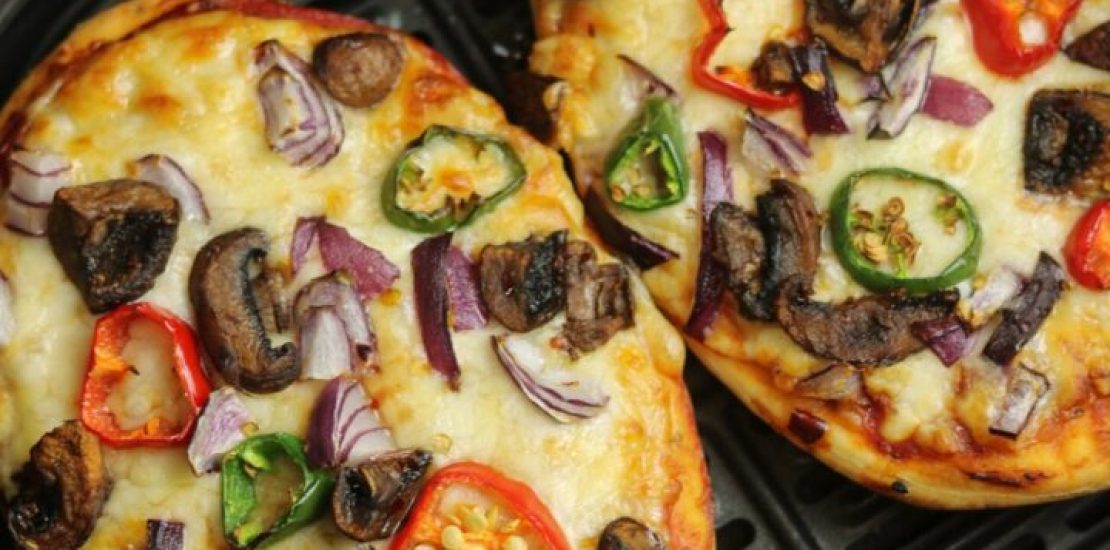AIR FRYER NAAN PIZZA: A DELICIOUS AND EASY MEAL AIR FRYER NAAN PIZZA: A DELICIOUS AND EASY MEAL