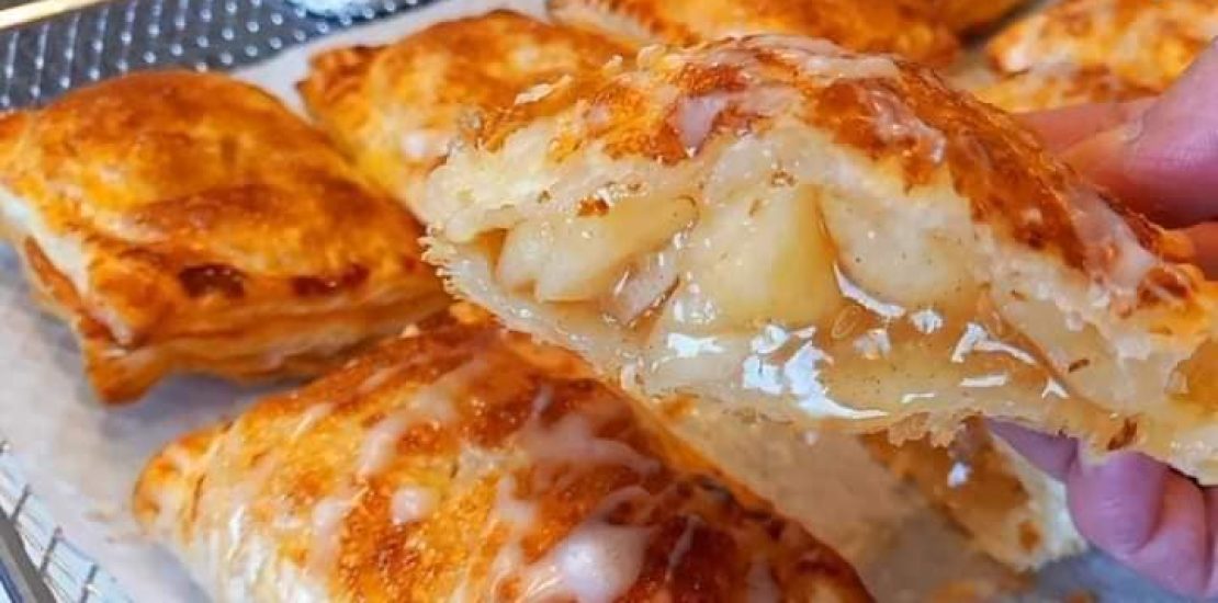 Air Fryer Apple Turnovers with Puff Pastry Air-Fryer-Apple-Turnovers-with-Puff