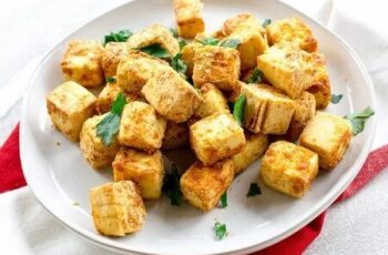 Air Fryer Chili-Garlic Tofu with Green Beans