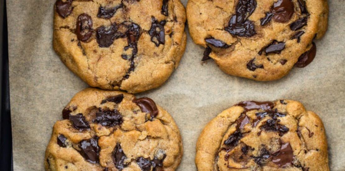 Air Fryer Chocolate Chip Cookies