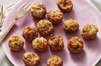 Cheesy Air Fryer Stuffed Mushrooms