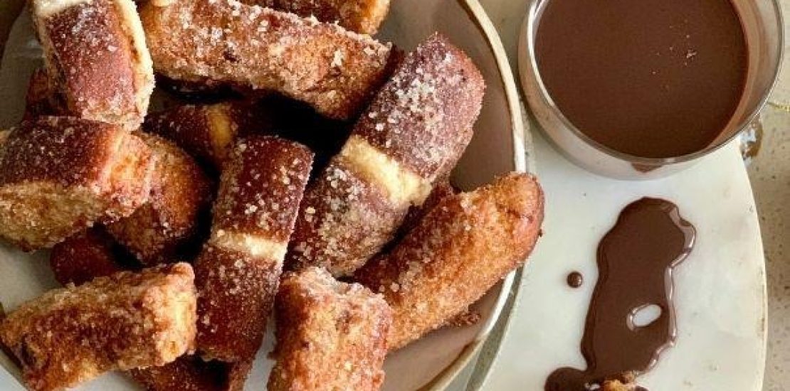 Air Fryer Tasty Hot Cross Bun Chips