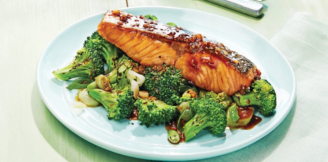 Quick and Easy Teriyaki Salmon and Broccoli in the Air Fryer Air Fryer Teriyaki Salmon Fillets with Broccoli