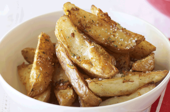 AIR FRYER BAKED GARLIC PARMESAN POTATO WEDGES