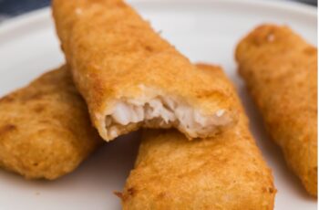 Air frying frozen fish fillets