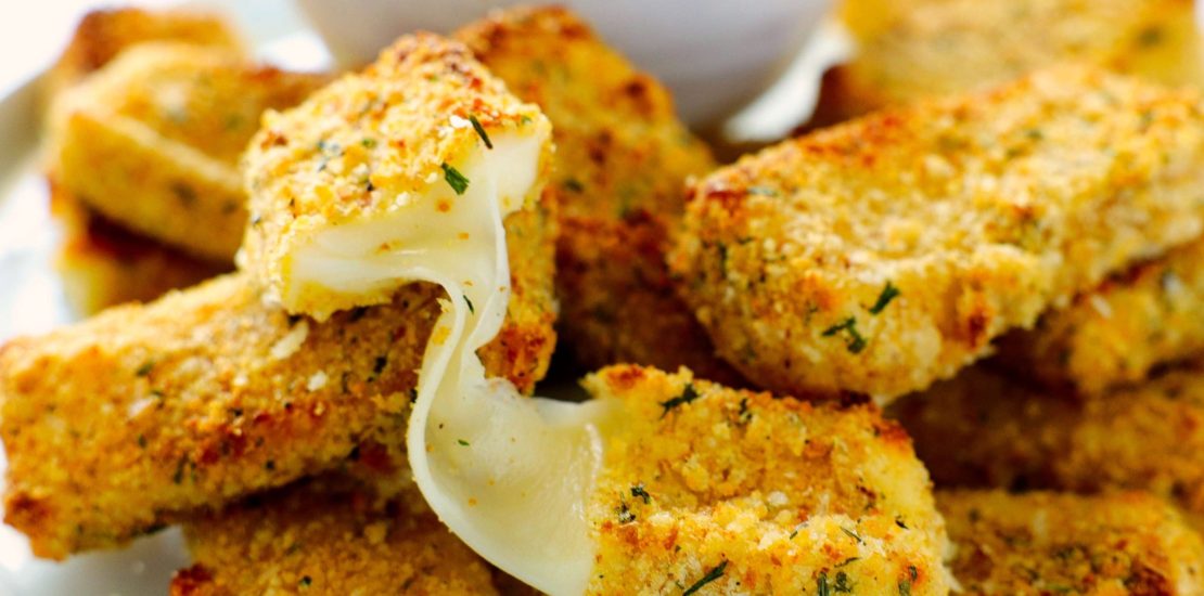 EASY HOMEMADE AIR FRYER MOZZARELLA STICKS AIR FRYER MOZZARELLA STICKS