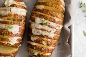 Deliciously crispy and cheesy hasselback potatoes cooked in the air fryer.