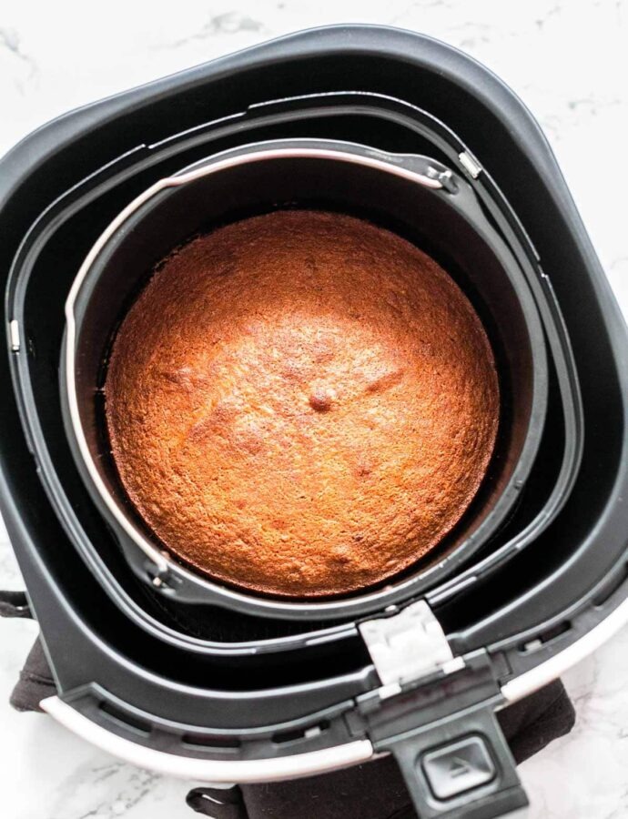 The Air Fryer: Frying Up a Delicious Lemon Cake The Air Fryer: Frying Up a Delicious Lemon Cake