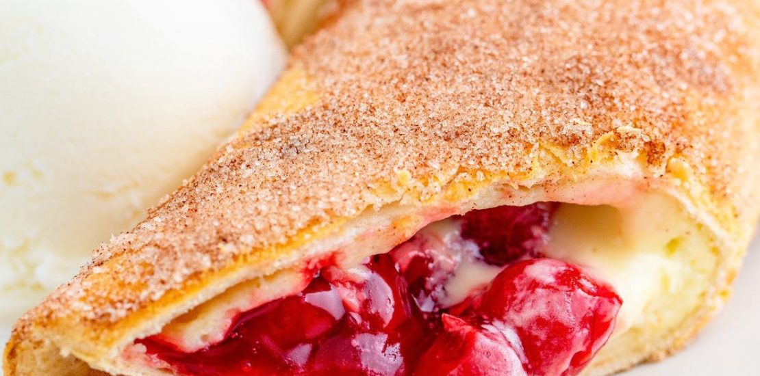 Air fryer cheesecake chimichangas: your new favorite dessert! Air fryer cheesecake chimichangas