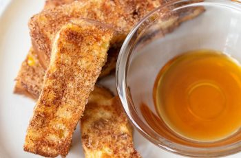 AIR FRYER FRENCH TOAST STICKS