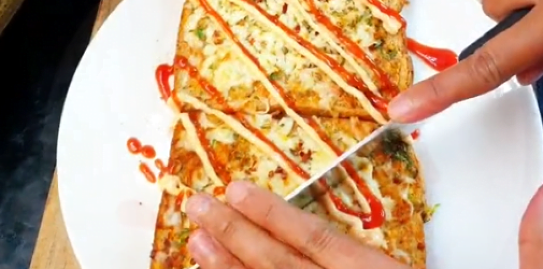 Air Fryer Garlic Bread Pizza Toast