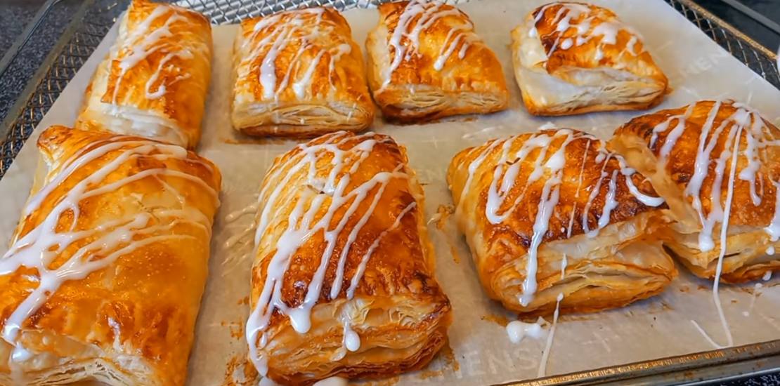 Air Fryer Strawberry Cream Cheese Puff Pastries