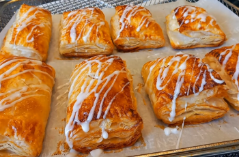 Air Fryer Strawberry Cream Cheese Puff Pastries