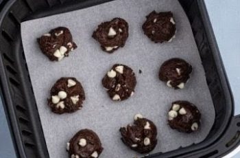 AIR FRYER CAKE MIX COOKIES