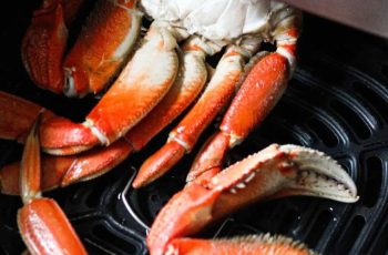 Air fryer dungeness crab legs