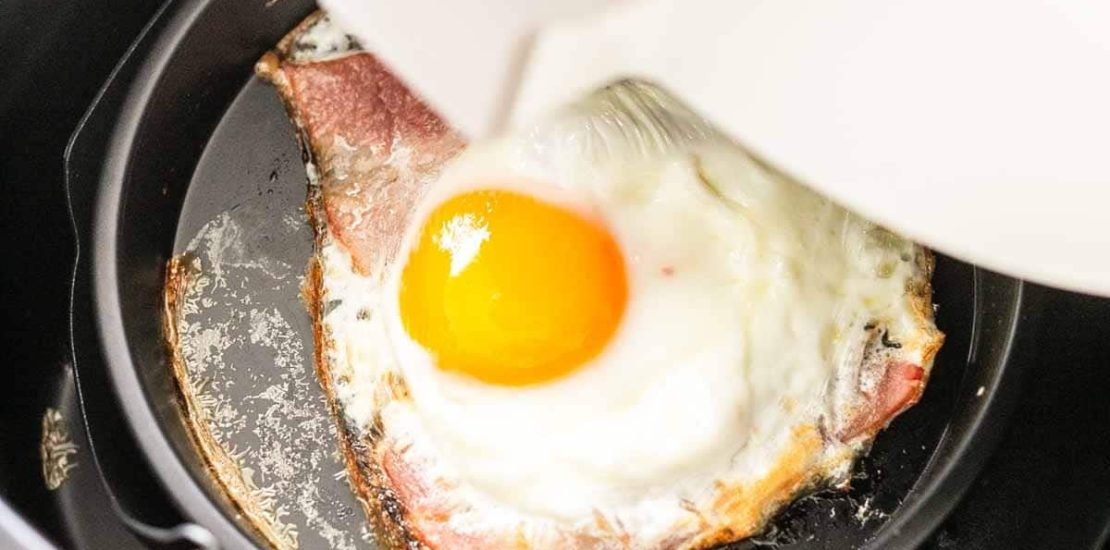 Air Fryer Bacon and Eggs Air Fryer Bacon and Eggs