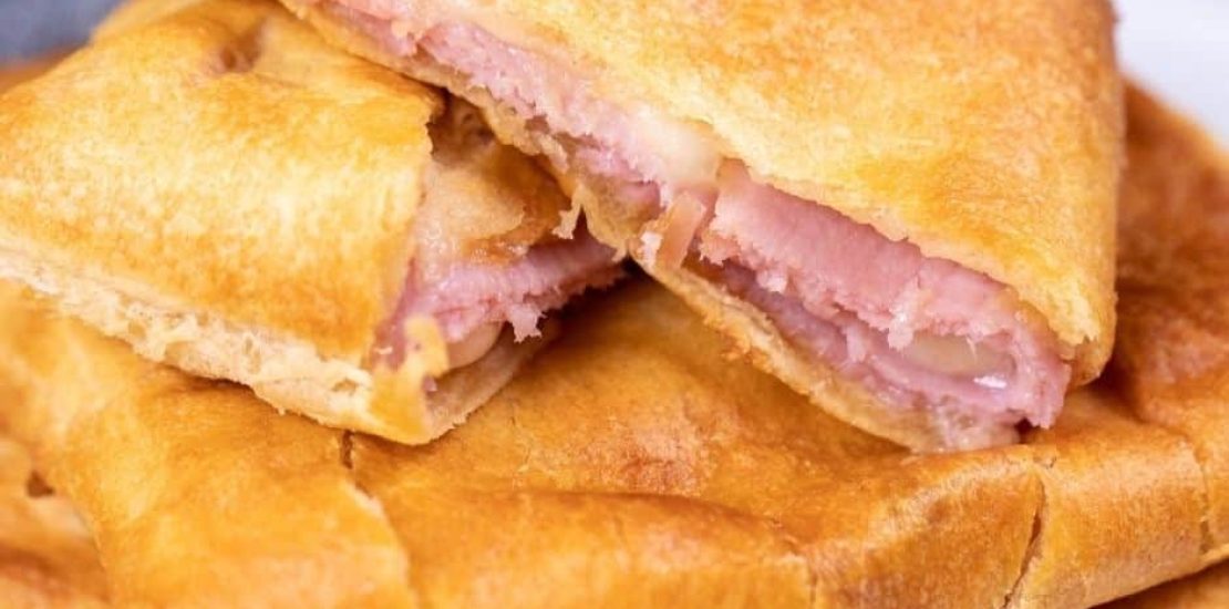 Air Fryer Ham and Cheese Biscuit Sandwiches Air Fryer Ham and Cheese Biscuit Sandwiches