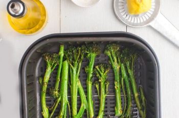simple recipe for Air Fryer Broccolini that your family will love: