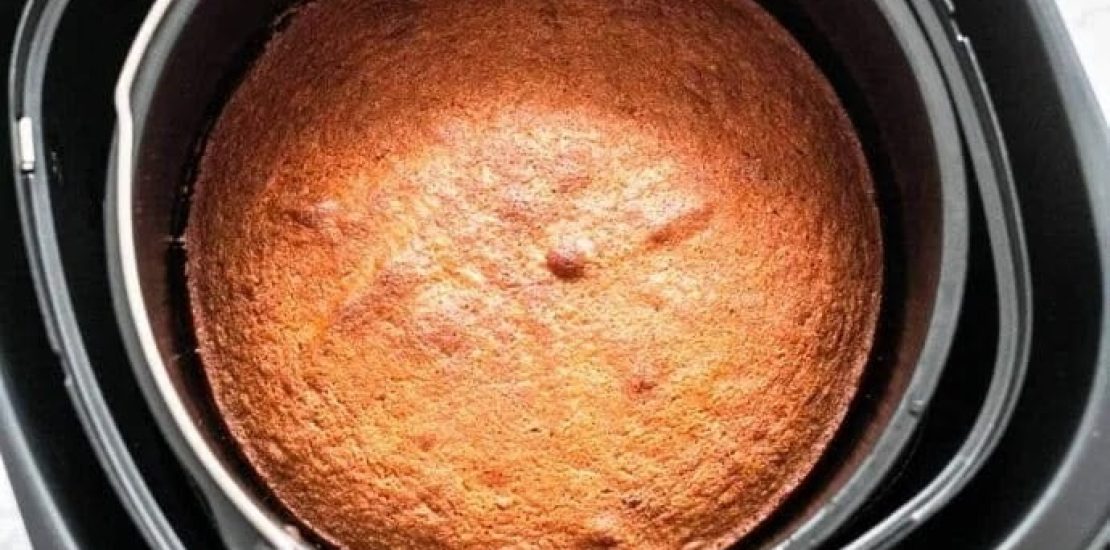 Air Fryer Apple-Topped Cake