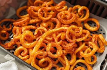 Homemade Air Fryer Curly Fries recipe