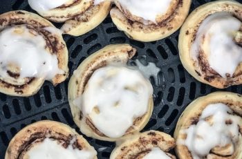Delightful Air Fryer Cinnamon Rolls