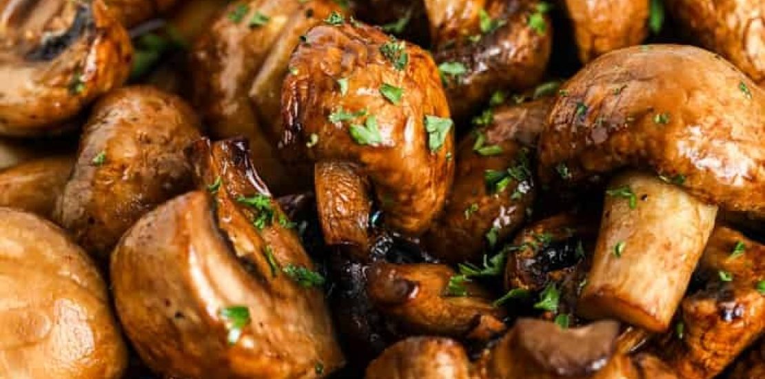 Air Fryer Garlic Butter Roasted Mushrooms