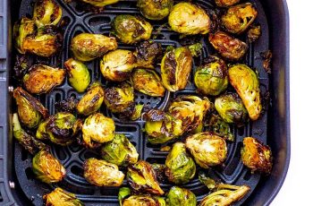 Enhance Your Meal with Delicious Air-Fryer Garlic-Rosemary Brussels Sprouts!