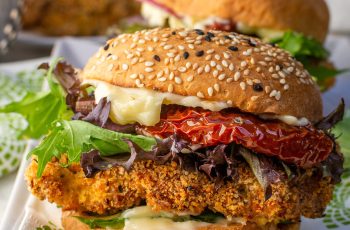 Air Fryer Chicken Burgers