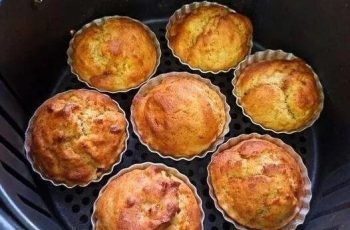 Air Fryer Banana Muffins