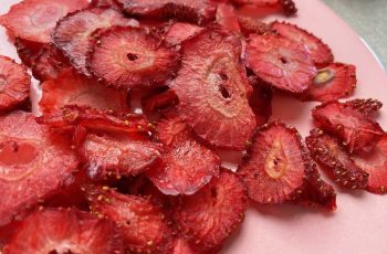 Crispy and Delicious Air Fryer Strawberries: A Perfect Healthy Snack
