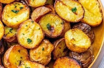 Air Fryer Baked Potatoes