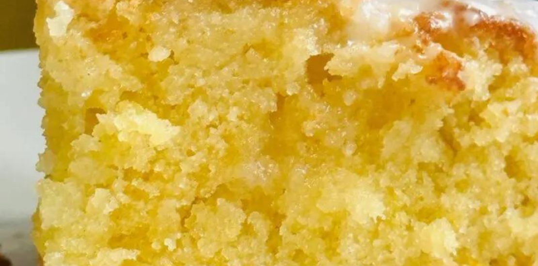 Air Fryer Lemon Drizzle Cake