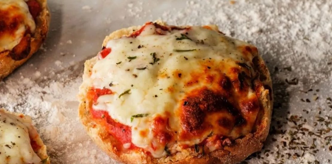 Air Fryer English Muffin Pizza Recipe Air Fryer English Muffin Pizza Recipe