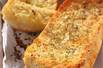 Air Fryer Garlic Bread Recipe: Perfect Crispy and Buttery Delight