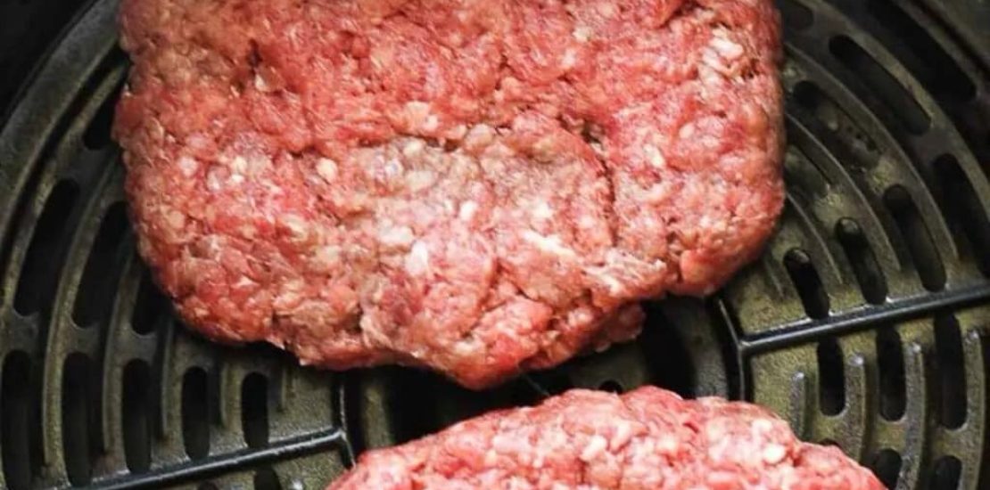 Juicy and Flavorful Air Fryer Hamburgers