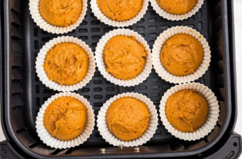 Air Fryer 2-Ingredient Pumpkin Muffins Recipe