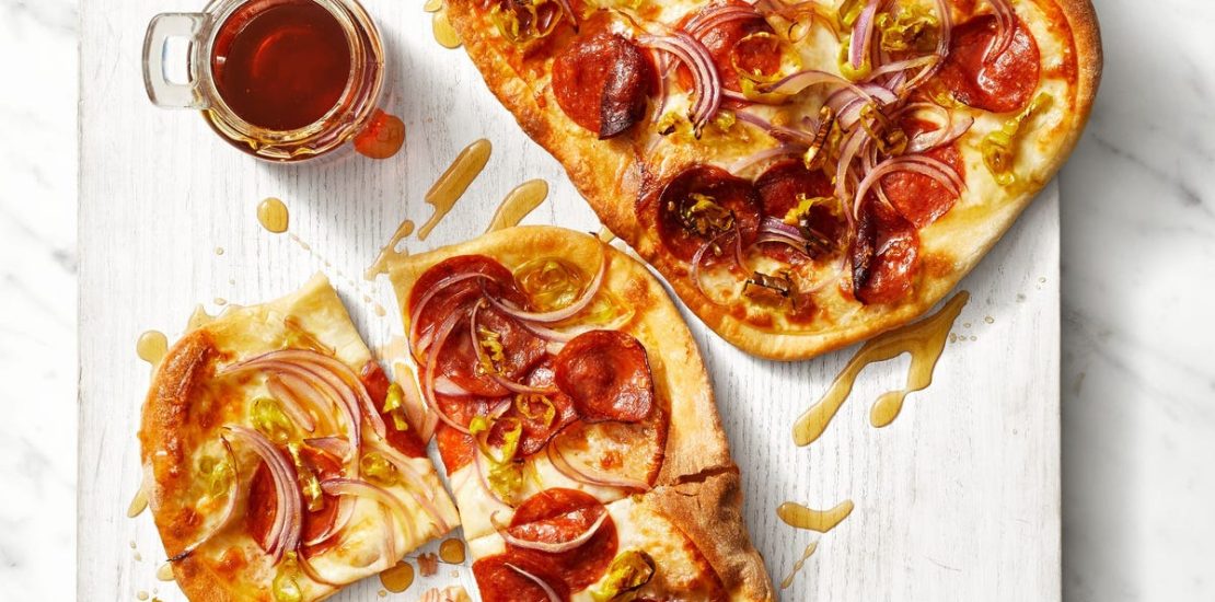 10-Minute Air Fryer Whole Wheat Pita Bread Pepperoni Pizza Recipe 10-Minute Air Fryer Whole Wheat Pita Bread Pepperoni Pizza Recipe