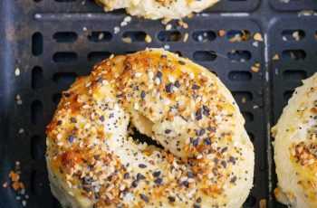 Quick and Tasty: 2-Ingredient Air Fryer Bagels