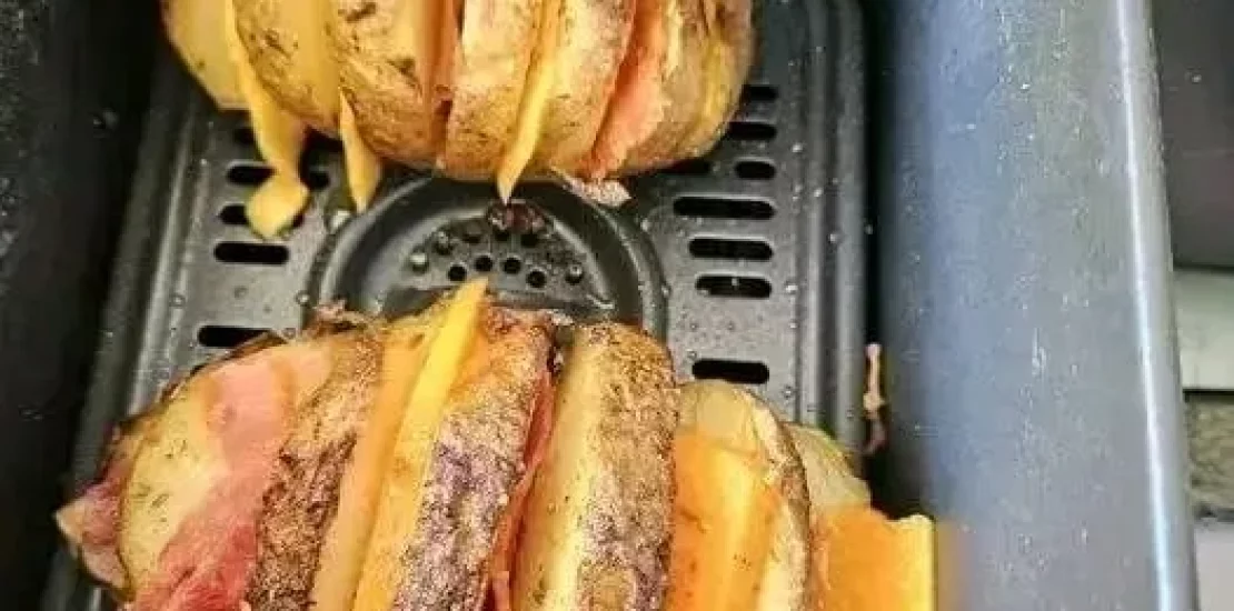 Irresistible Air Fryer Cheesy Bacon Potatoes: