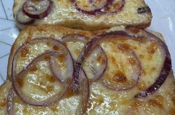 Air Fryer Cheese on Toast with Red Onion