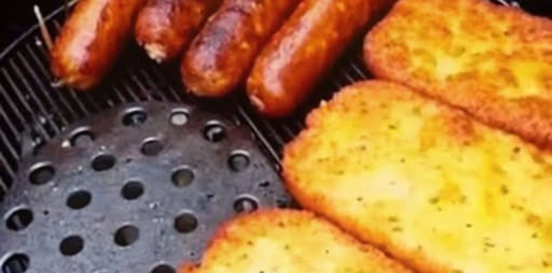 Air Fryer Breakfast: Sausage & Hash Browns in Minutes! Air Fryer Breakfast: Sausage & Hash Browns in Minutes!